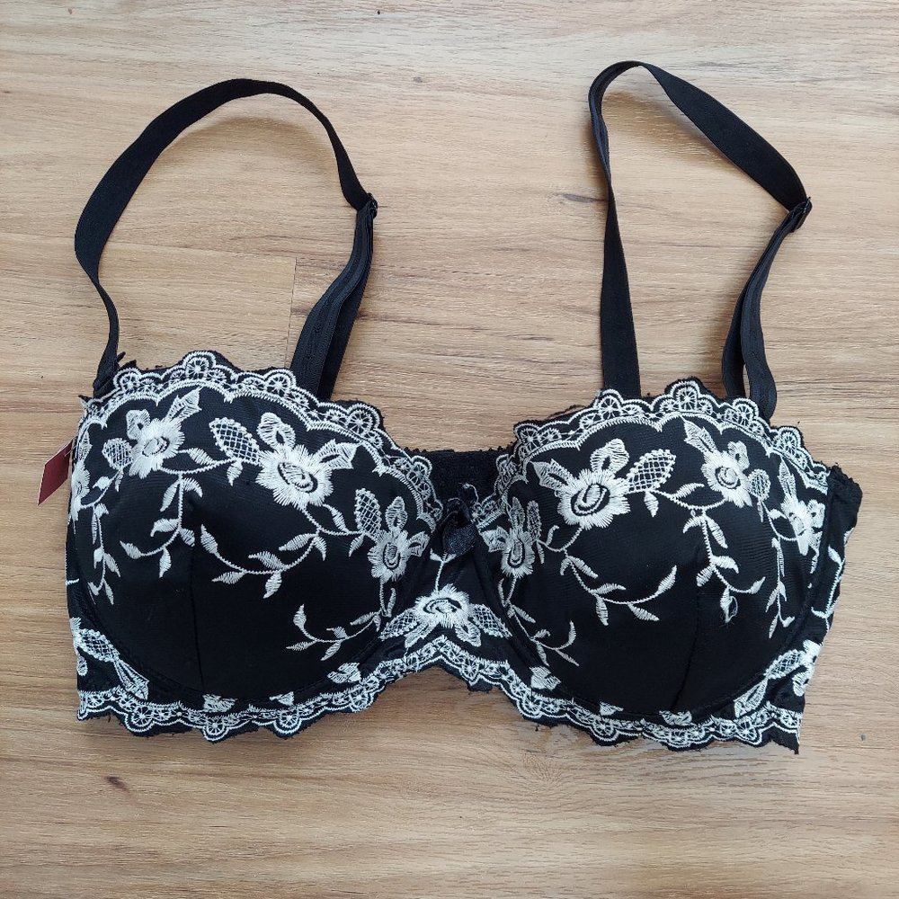Black and White Lace Floral Bra